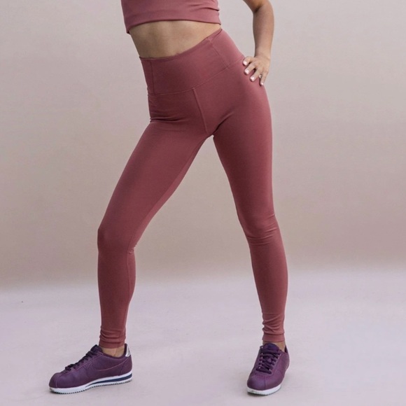 NWT Girlfriend Collective Float High Rise Leggings 7/8 in Fig - Picture 3 of 9